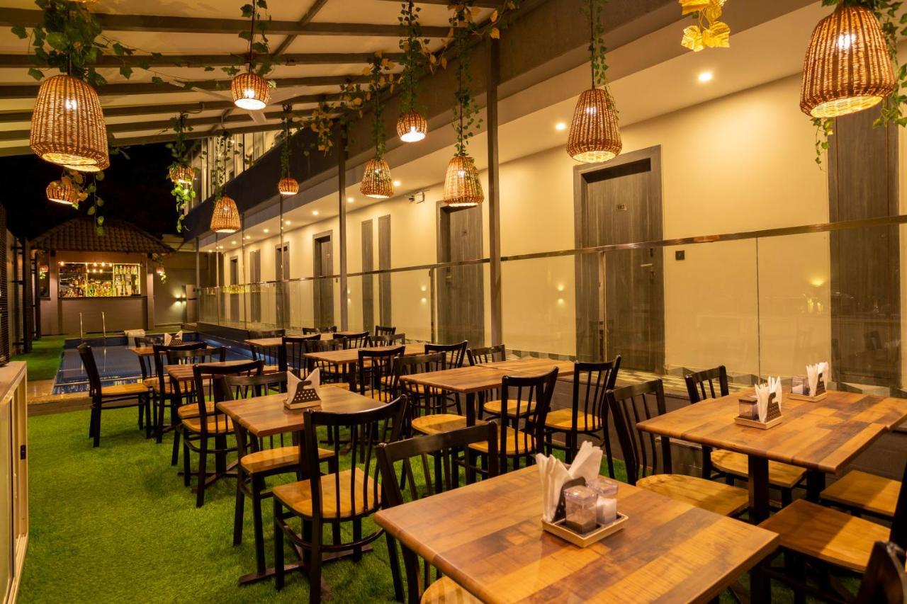 The Porto By Lagom Vagator Goa Near Ozran Beach Anjuna Ngoại thất bức ảnh
