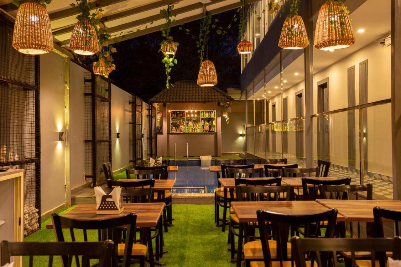 The Porto By Lagom Vagator Goa Near Ozran Beach Anjuna Ngoại thất bức ảnh